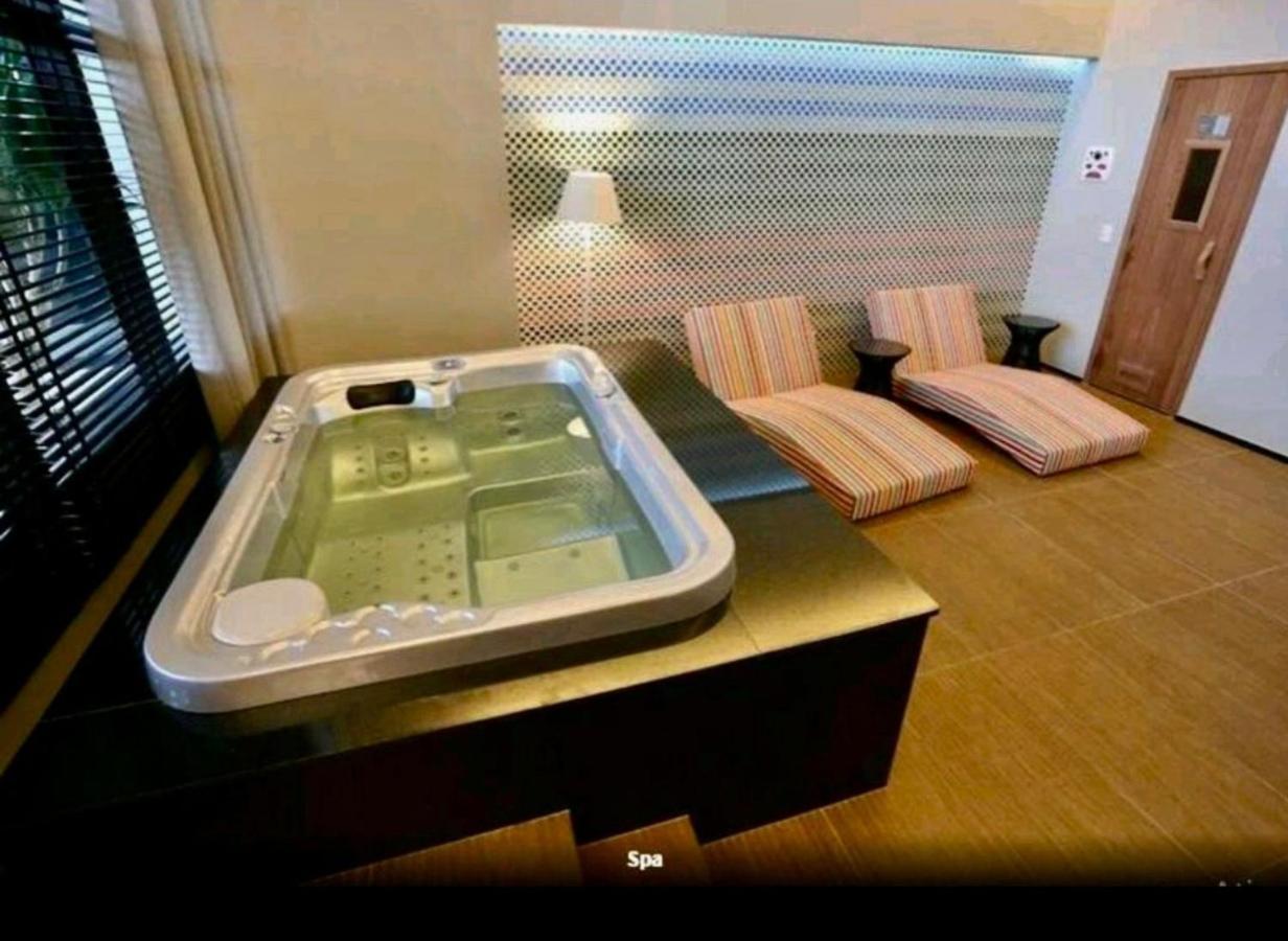Apt Hotel Astron Mundialサルバドール エクステリア 写真